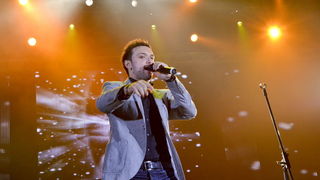 Zagreb, 201212. 
Dom Sportova.
Koncert Zvijezde Hit Recordsa, na kojem nastupaju izvodjaci koji izdaju albume za tu izdavacku kucu.
Na fotografiji: Mark Marku.
Foto: Admir Buljubasic / CROPIX