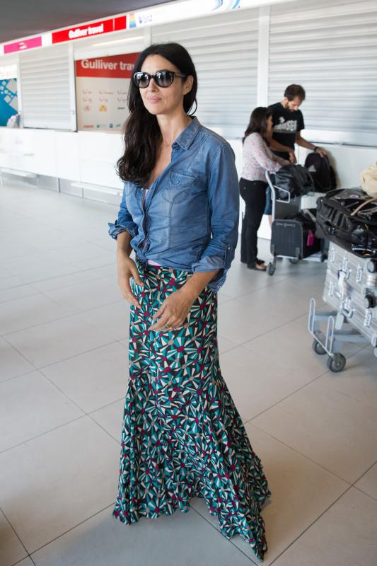 Slavna glumica Monica Bellucci sletjela je u Zracnu luku Dubrovnik letom Easy Jeta iz Pariza. Photo: Grgo Jelavic/PIXSELL Slavna glumica Monica Bellucci sletjela je u Zracnu luku Dubrovnik letom Easy Jeta iz Pariza. Photo: Grgo Jelavic/PIXSELL