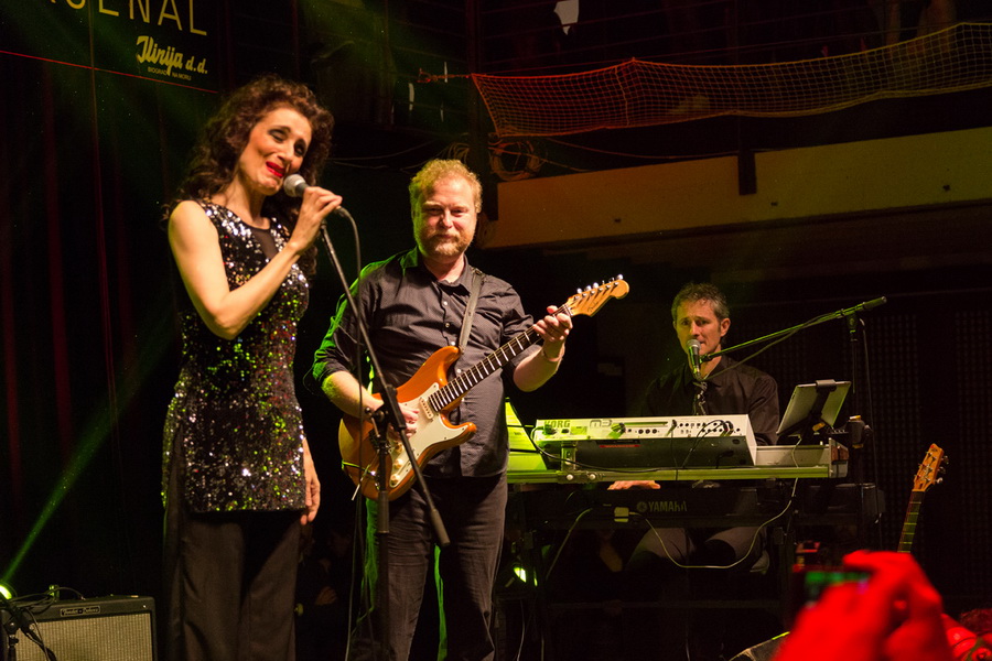 Koncert Doris Dragović u klubu Arsenal Zadar Koncert Doris Dragović u klubu Arsenal Zadar