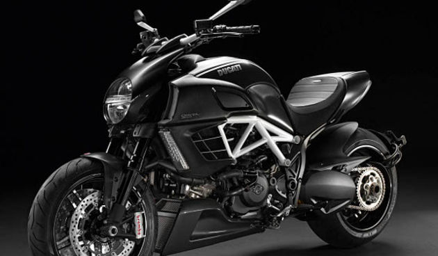 Ducati Diavel Mercedes AMG Special Edition // freshnessmag.com