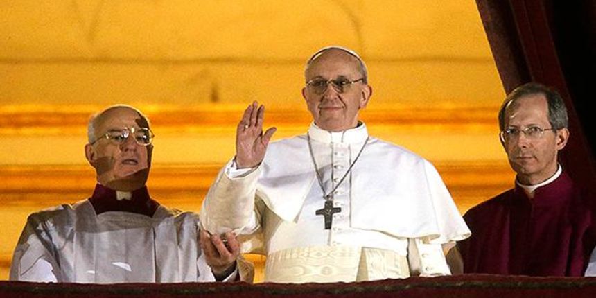 Jorge Mario Bergoglio – Papa Franjo I, Foto: corriere.it Jorge Mario Bergoglio – Papa Franjo I, Foto: corriere.it