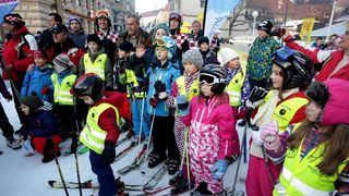 FIS World Snow Day za klince u društvu s Ivicom Kostelićem FIS World Snow Day za klince u društvu s Ivicom Kostelićem