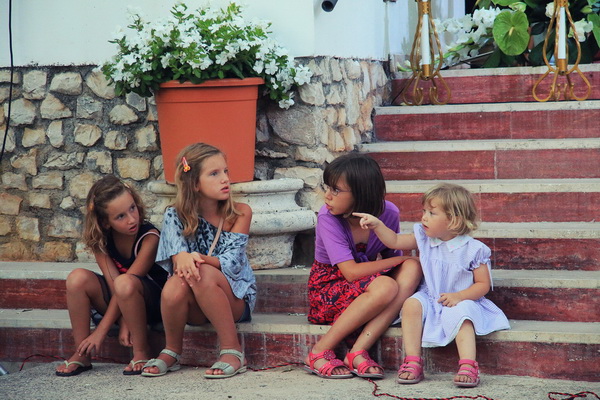 Proslava blagdana Velike Gospe: središnja večernja misa i procesija ulicama Belafuže Proslava blagdana Velike Gospe: središnja večernja misa i procesija ulicama Belafuže