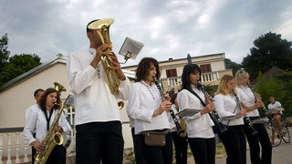 Biograd: Mazoretkinje, gradska glazba i srednjovjekovni biogradski kostimi
