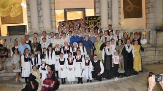 KUD Zadarski Tanac i Iseljena Hrvatska na Narodnom trgu