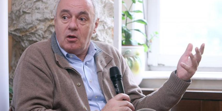 Puhovski: Rezultati Crobarometra bi se mogli sažeti u formulu ‘Milanović sam na svijetu’, foto: pixsell.hr Puhovski: Rezultati Crobarometra bi se mogli sažeti u formulu ‘Milanović sam na svijetu’, foto: pixsell.hr