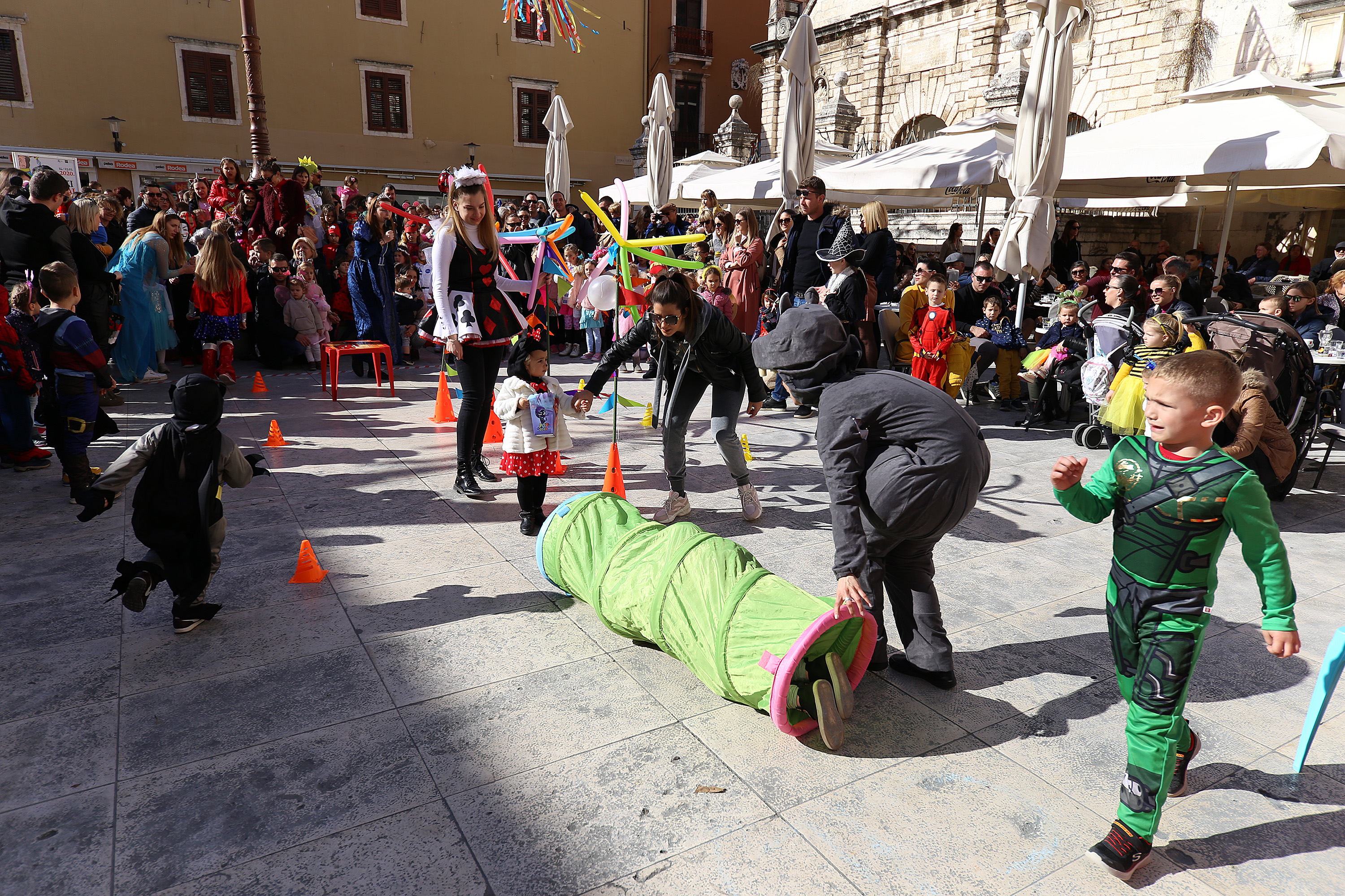 “Šareni Maskograd”: Dječji karneval na Narodnom trgu