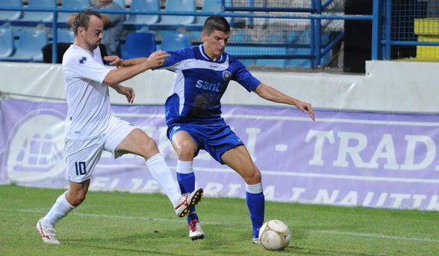 Zadar, 210911. 
Stadion Stanovi.
Nogometna utakmica Kupa Hrvatske, Zadar – Karlovac.
Na fotografiji: igrac Zadra Perica Sare.
Foto: Andrija Lucic / CROPIX