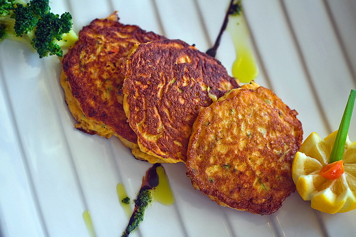 Restoran Bruschetta: Dani dimljenih i mariniranih Cromarisovih proizvoda (3) Restoran Bruschetta: Dani dimljenih i mariniranih Cromarisovih proizvoda (3)