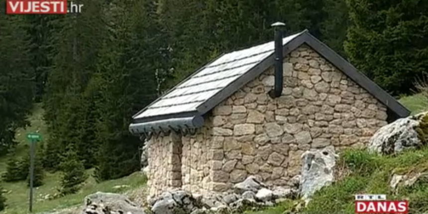 Pastirka kućica na Lubenovcu u NP Sjeverni Velebit Pastirka kućica na Lubenovcu u NP Sjeverni Velebit