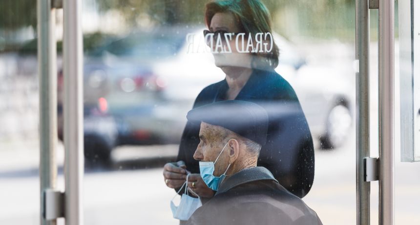 Opća bolnica Zadar provodi testiranje na Covid-19 Opća bolnica Zadar provodi testiranje na Covid-19