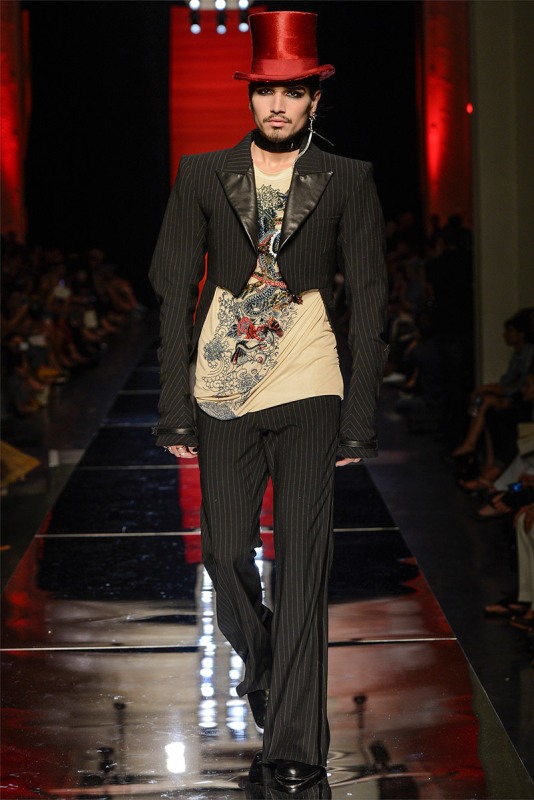 Jean Paul Gaultier Haute Couture, jesen/zima 2012, foto-accoridngtojerri.blogspot.com Jean Paul Gaultier Haute Couture, jesen/zima 2012, foto-accoridngtojerri.blogspot.com