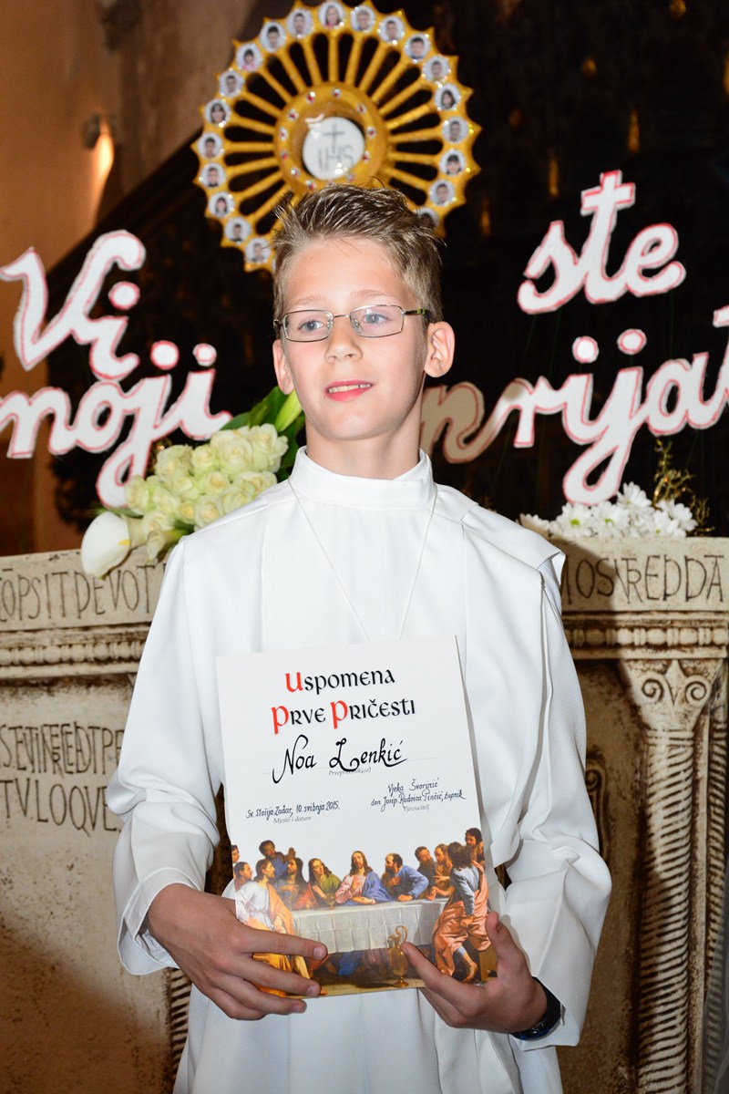 Sakrament Prve pričesti u katedrali sv. Stošije, foto- Iva Perinčić