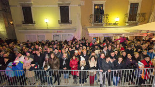 Doček 2017: Najluđa noć na zadarskom Poluotoku privukla više tisuća Zadrana i gostiju Doček 2017: Najluđa noć na zadarskom Poluotoku privukla više tisuća Zadrana i gostiju