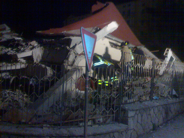 Potres u LAquili (Foto:Fabio Iuliano/ilcentro.gelocal.it)