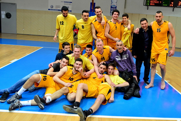 U posljednjem kolu A-2 lige Jug, košarkaši Jazine Arbanasa trebali su pobjedu nad Sukošanom kako bi potvrdili nastup u kvalifikacijama za A-1 ligu. Nervoza je učinila svoje ali na koncu košarkaši trenera Josipa Plantaka slavili su rezultatom 63-58