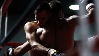 Zadar, 230910
U Fitness klubu Omnia u Zadru odrzani boksacki mecevi izmedju Hrvatskih i Madjarskih boksaca. Na slici detalj iz ringa.
Foto: Jure Miskovic / CROPIX Zadar, 230910
U Fitness klubu Omnia u Zadru odrzani boksacki mecevi izmedju Hrvatskih i Madjarskih boksaca. Na slici detalj iz ringa.
Foto: Jure Miskovic / CROPIX