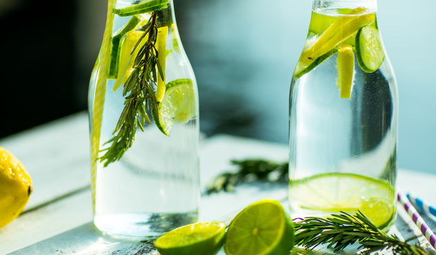 voda s limunom