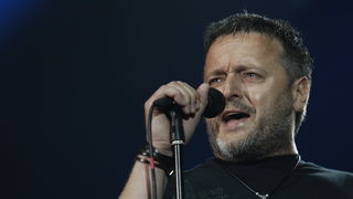 Split, 130610.
U Spaladium Areni odrzan je koncert na kojem je prikupljan novac koji ce biti iskoristen za pravnu pomoc hrvatskim generalima koji odgovaraju u Haagu i pred hrvatskim pravosudjem. Nastupali su Thompson, Oliver Dragojevic, KUD Cambi, Dalmati Split, 130610.
U Spaladium Areni odrzan je koncert na kojem je prikupljan novac koji ce biti iskoristen za pravnu pomoc hrvatskim generalima koji odgovaraju u Haagu i pred hrvatskim pravosudjem. Nastupali su Thompson, Oliver Dragojevic, KUD Cambi, Dalmati