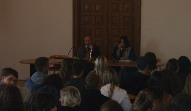 Rektor Uglešić zaželio dobrodošlicu brucošima (Foto: Ante Mandić)