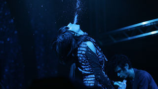 Zagreb, 240609.
Prva vecer T-mobile IN Music Festivala koji se odrzava na Jarunu na dvije pozornice. Kao zvijezde prve veceri nastupili su Lilly Allen, Kraftwerk, Franz Ferdinand na T-mobile stageu i Rokia Traore na Nokia stageu. 
Na slici: engleski bend