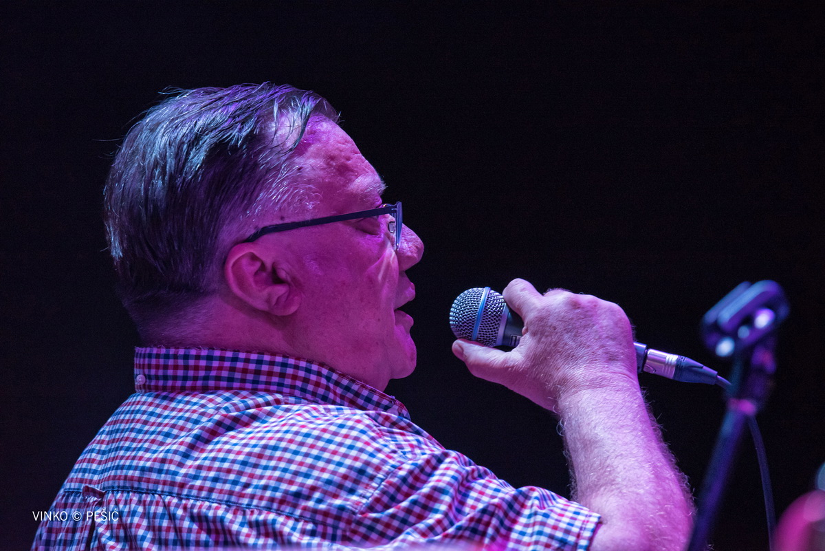 Halid Bešlić @ Bazen Ilirije u Biogradu n/M Halid Bešlić @ Bazen Ilirije u Biogradu n/M