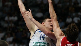 Zagreb, 180513.
Dvorana Kresimira Cosica. Kosarkaska utakmica polufinala doigravanja za prvaka Hrvatske (1 utakmica) izmedju KK Zadar i KK Cedevita.
Na fotografiji: igrac Zadra Franko Kastropil.
Foto: Jure Miskovic / CROPIX Zagreb, 180513.
Dvorana Kresimira Cosica. Kosarkaska utakmica polufinala doigravanja za prvaka Hrvatske (1 utakmica) izmedju KK Zadar i KK Cedevita.
Na fotografiji: igrac Zadra Franko Kastropil.
Foto: Jure Miskovic / CROPIX