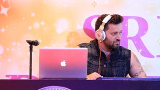 Image 685877 (auto) Image 685877 (auto)