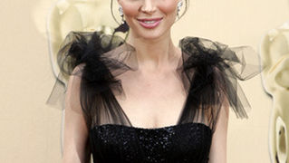 82. Red Carpet Oscara (oscar.go.com)