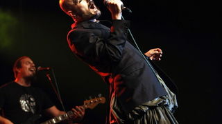 Split, 021009.
Spaladium Arena.
Koncert “Adio lito” na kojem nastupaju Hladno pivo, Fon Biskich, Damir Urban, Marijan Ban i Psihomodo Pop.
Na fotografiji: Damir Urban.
Foto: Josko Ponos / CROPIX Split, 021009.
Spaladium Arena.
Koncert “Adio lito” na kojem nastupaju Hladno pivo, Fon Biskich, Damir Urban, Marijan Ban i Psihomodo Pop.
Na fotografiji: Damir Urban.
Foto: Josko Ponos / CROPIX