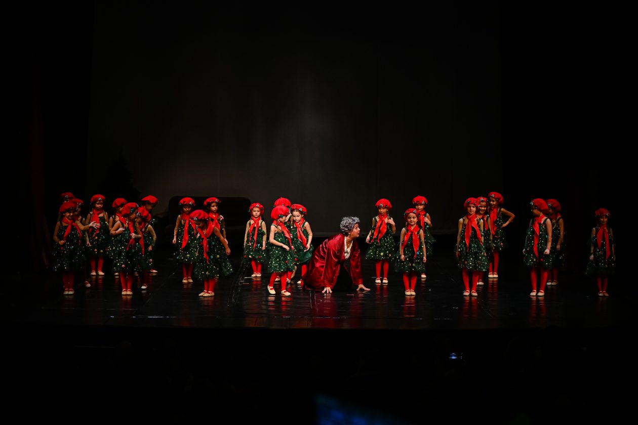 Plesna udruga Gesta, Božić bez filtera Plesna udruga Gesta, Božić bez filtera