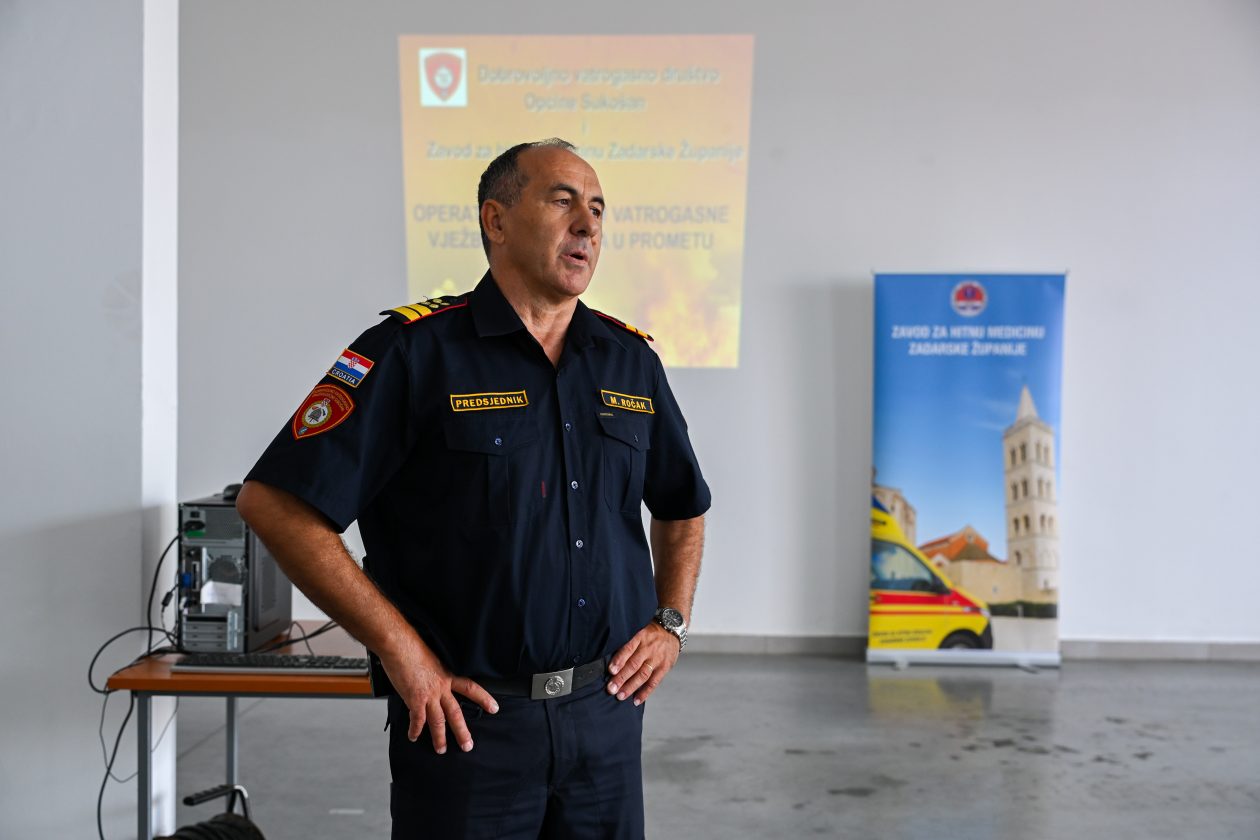 U Debeljaku održana pokazna vježba spašavanja u prometu U Debeljaku održana pokazna vježba spašavanja u prometu