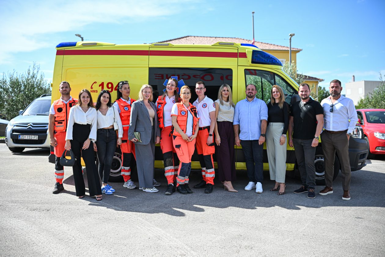 U Debeljaku održana pokazna vježba spašavanja u prometu U Debeljaku održana pokazna vježba spašavanja u prometu