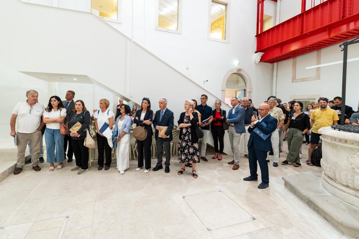 Otvorena izložba starih pomorskih karata Jadrana