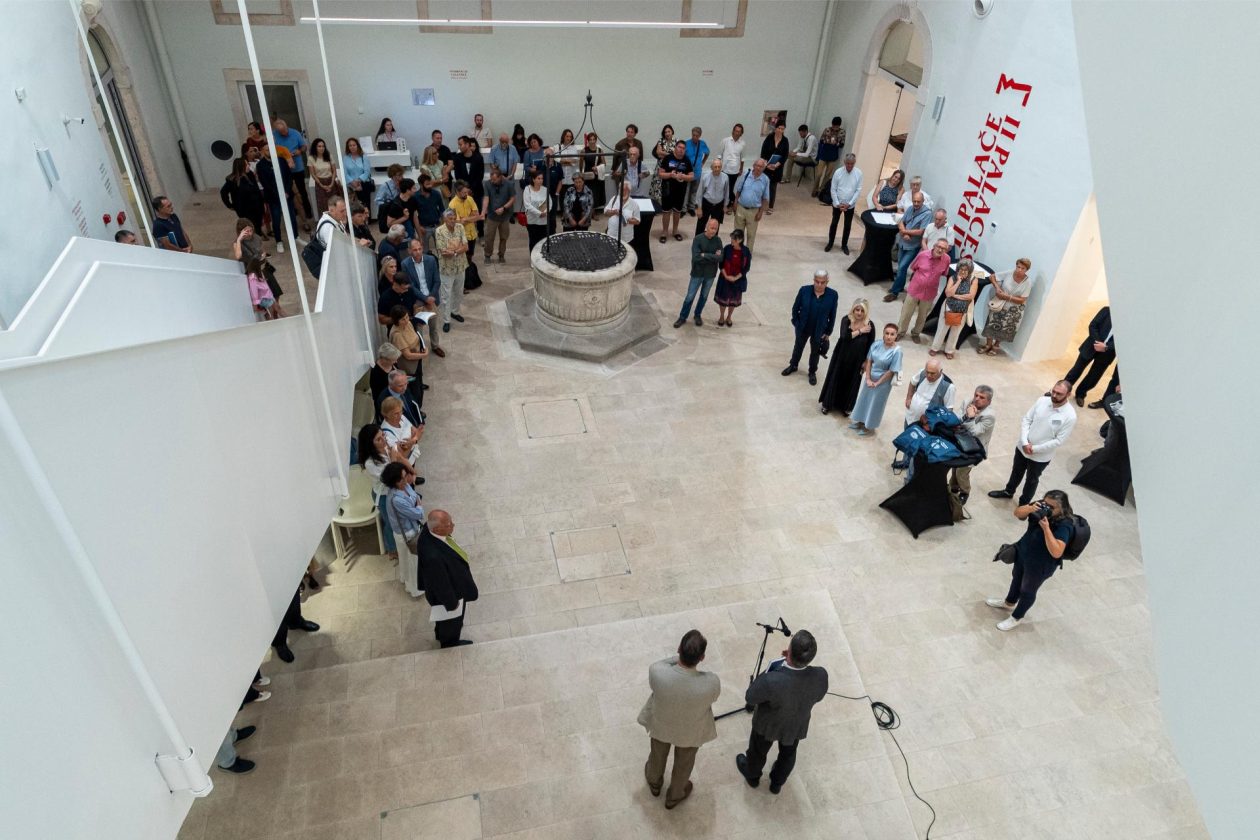 Otvorena izložba starih pomorskih karata Jadrana