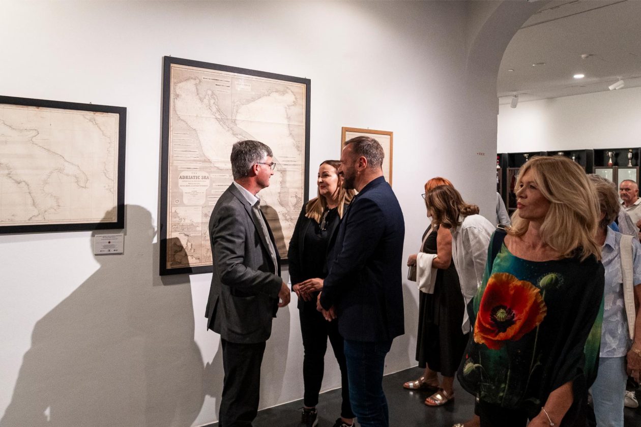 Otvorena izložba starih pomorskih karata Jadrana