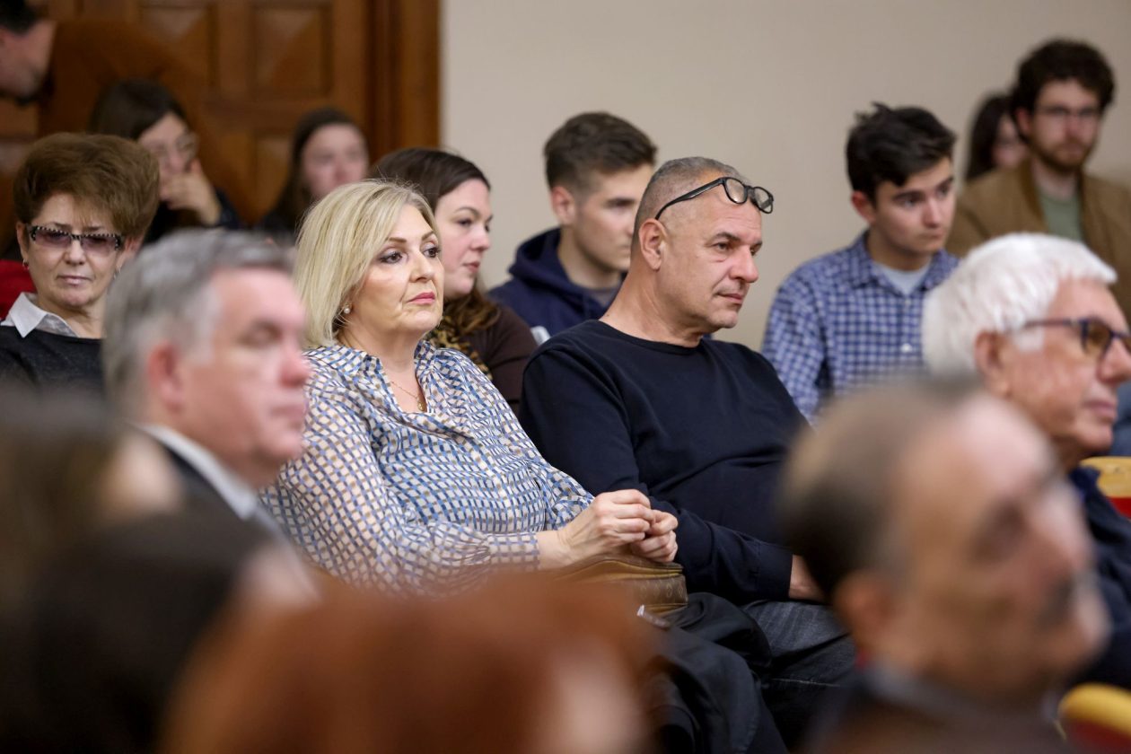 „Sveučilište gradu Zadru na dar“ na kojemu su Nela Šarić, Nera Gojanović i Gordana Pavić izvele Mozartove arije