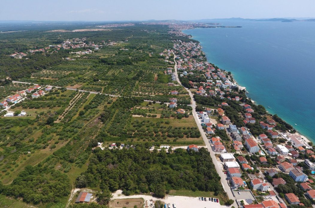 u izdanju Sveučilišta u Zadru i Društva za povjesnicu Zadarske nadbiskupije Zmajević objavljena je znanstvena monografija “Kožino – temeljne odrednice mjesnog identiteta: prostor, prošlost i jezična baština