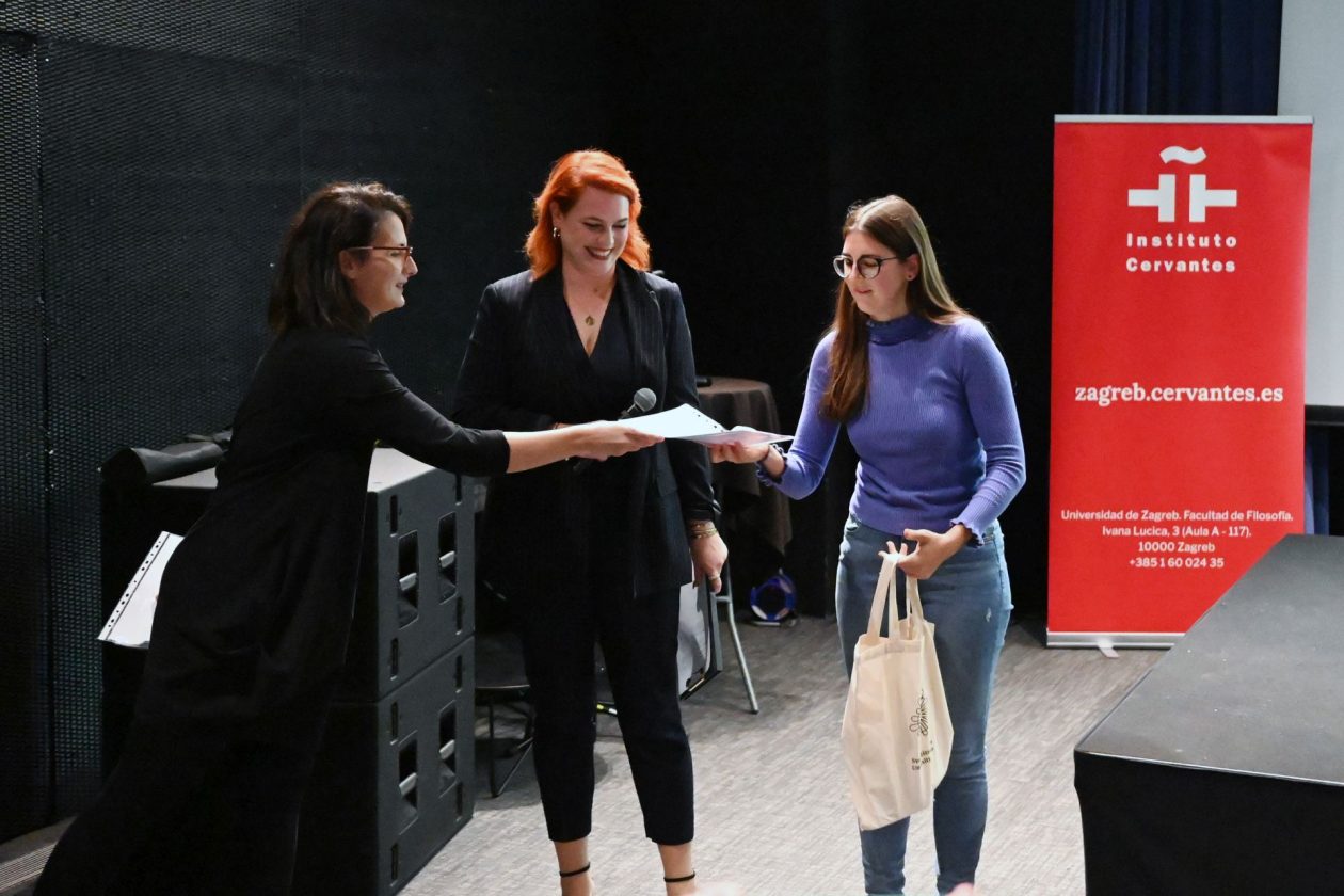 machado (11) machado (11)