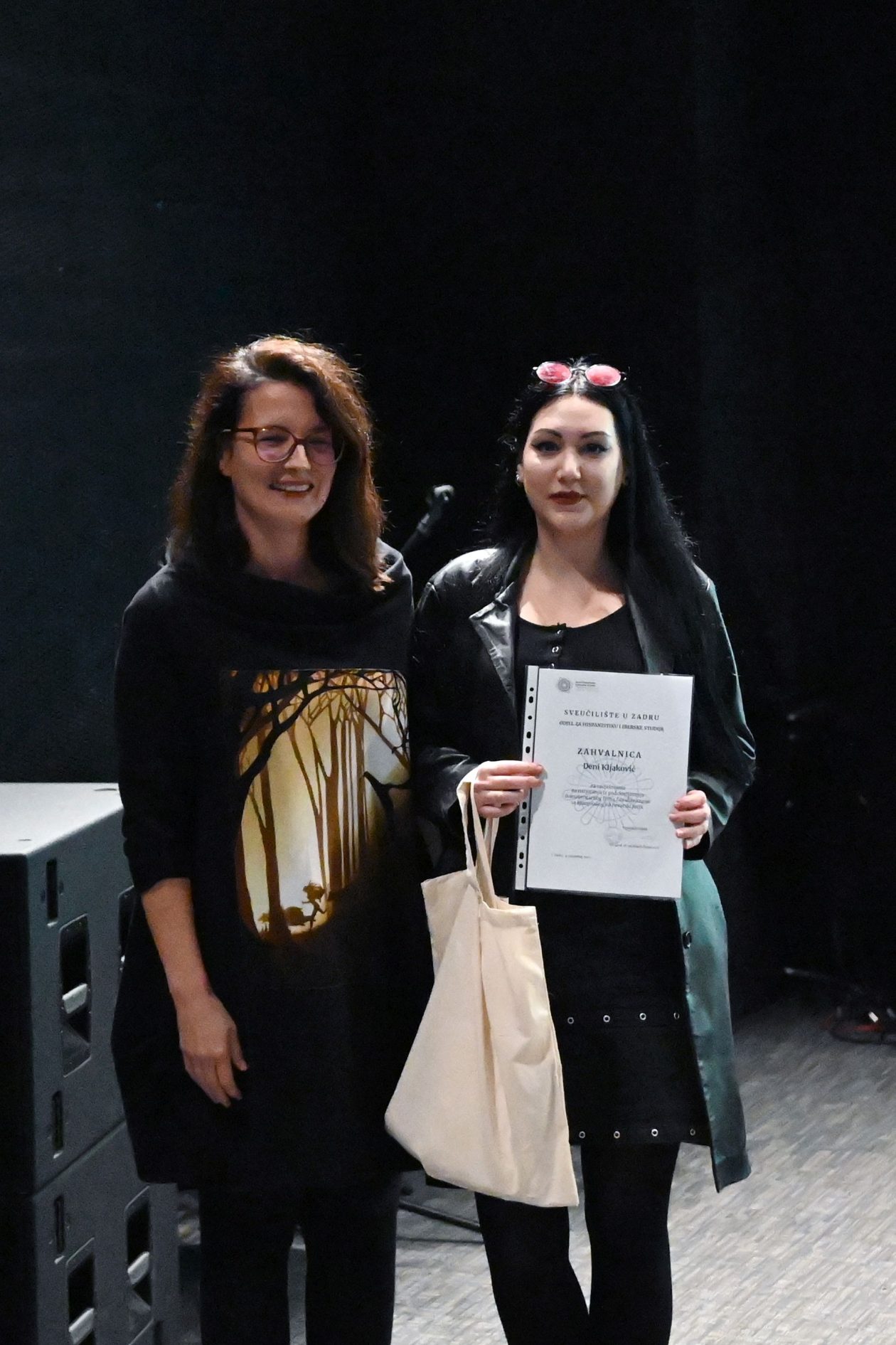 machado (12) machado (12)