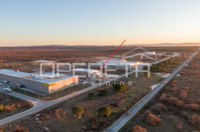 murvica-jug-zadar-okolica-12.083.00-m2-1.850.000.00-eur-slika-272834637