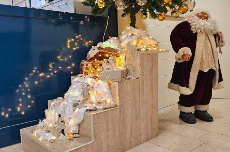 Božićna atmosfera u bolnici OB Zadar stvara toplije okruženje za sve