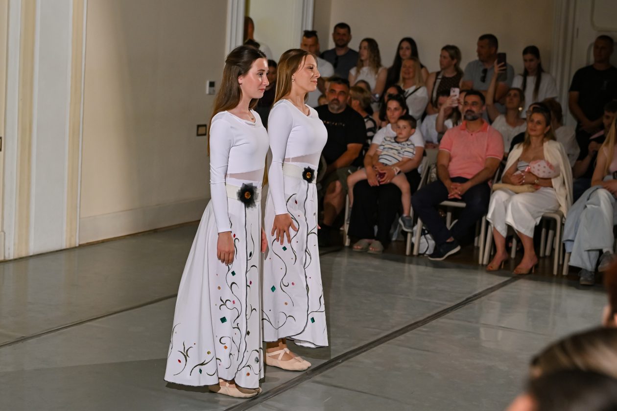 Baletna udruga “Pirueta” prestavlja novu Baletnu produkciju ” Mediteraneo” Baletna udruga “Pirueta” prestavlja novu Baletnu produkciju ” Mediteraneo”