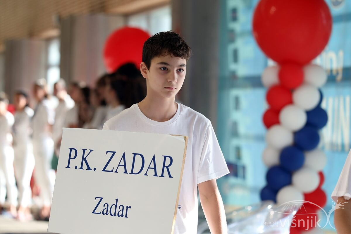 Na bazenu održan Plivački miting Sveti Krševan Na bazenu održan Plivački miting Sveti Krševan