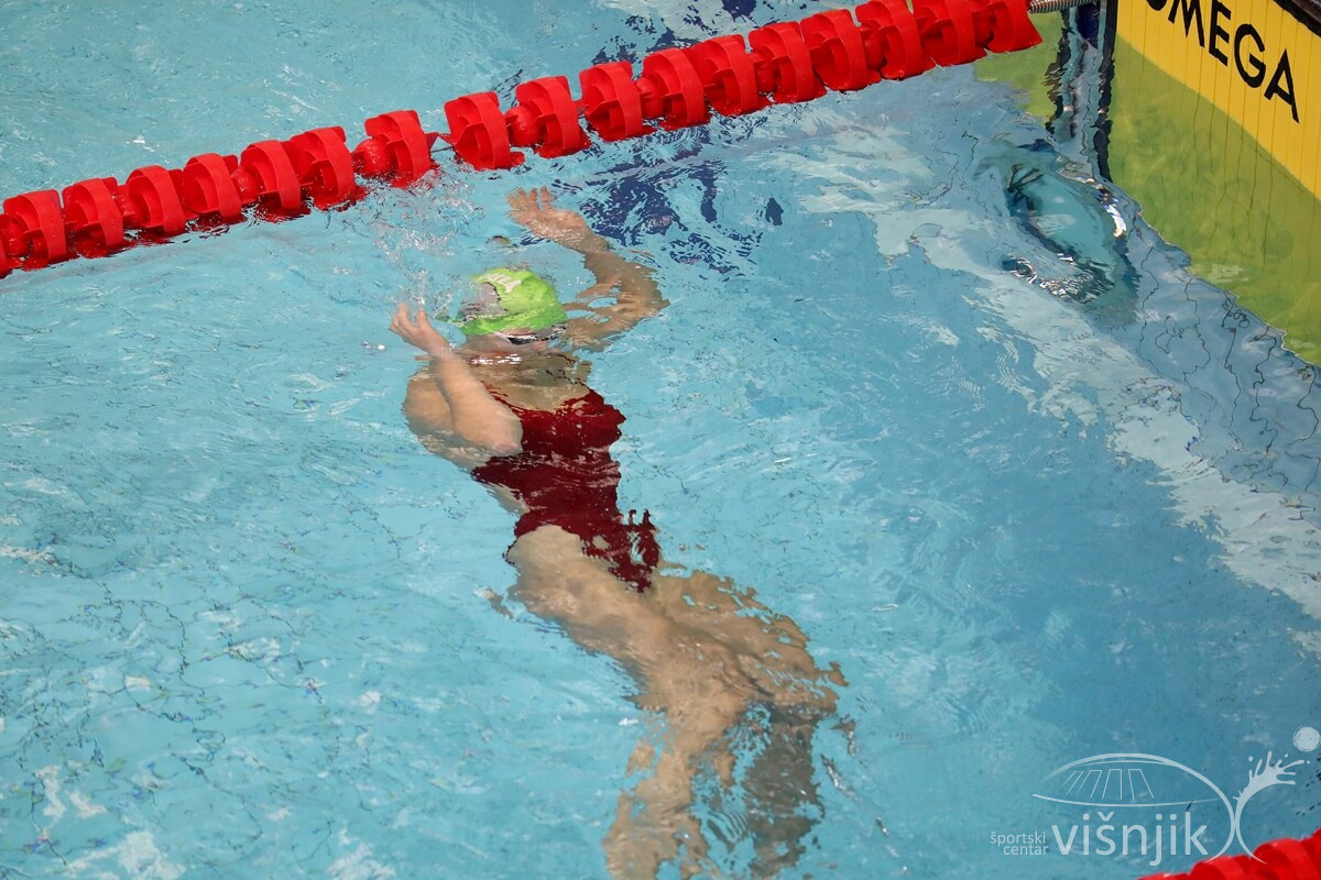 Na bazenu održan Plivački miting Sveti Krševan Na bazenu održan Plivački miting Sveti Krševan