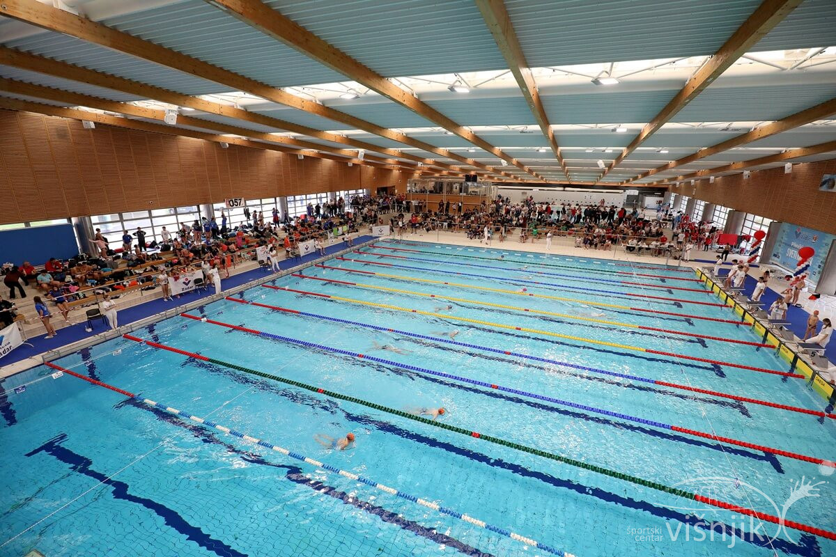 Na bazenu održan Plivački miting Sveti Krševan Na bazenu održan Plivački miting Sveti Krševan