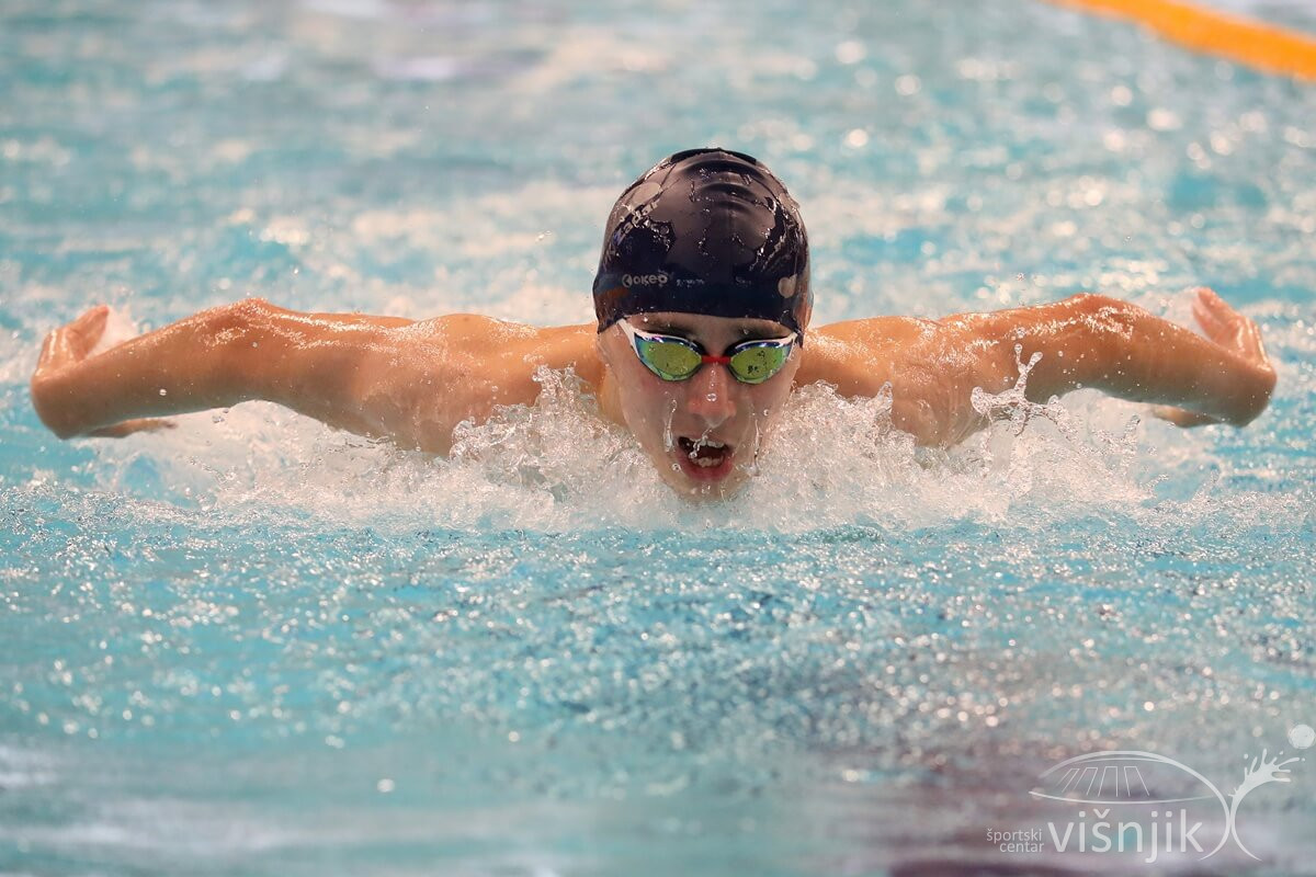 Na bazenu održan Plivački miting Sveti Krševan Na bazenu održan Plivački miting Sveti Krševan