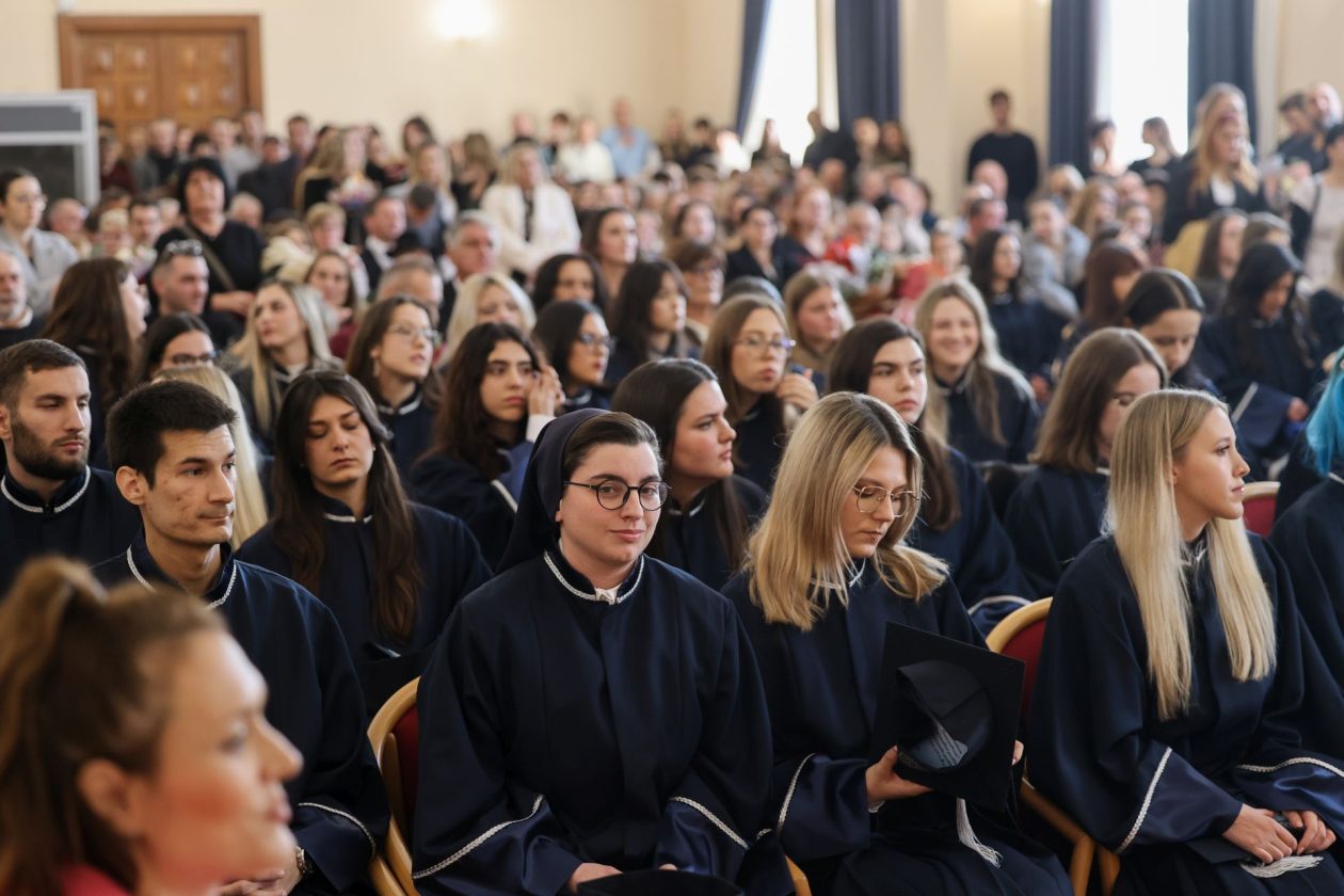 Promocija 147 prvostupnika Sveučilišta u Zadru Promocija 147 prvostupnika Sveučilišta u Zadru