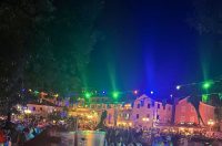 Dugi otok s manje jednokratne plastike