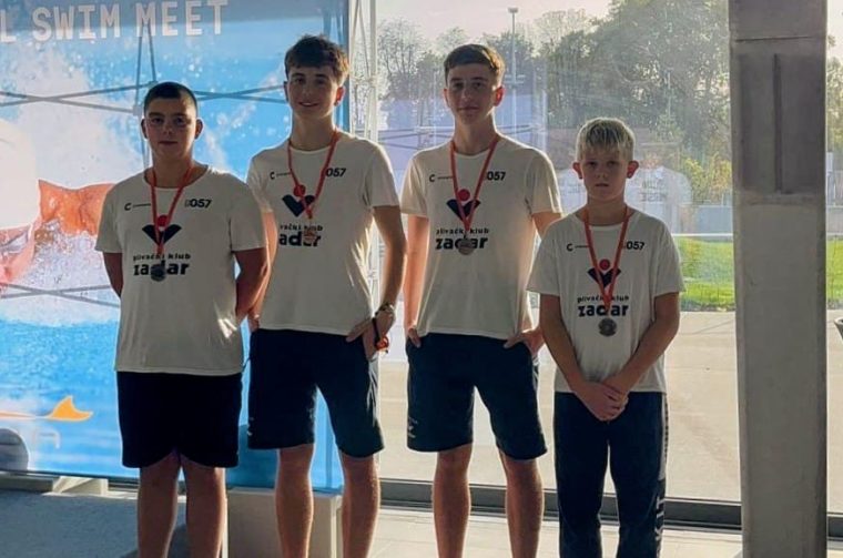 štafeta 4x50m mješovito – bronca (Niko Olujić, Tin Mršić, Toni Mršić, Matej Sinovčić) štafeta 4x50m mješovito – bronca (Niko Olujić, Tin Mršić, Toni Mršić, Matej Sinovčić)